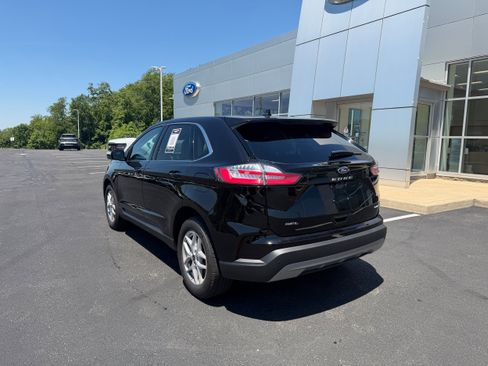 Certified 2024 Ford Edge SEL w/ Convenience Package AWD/4WD image 8
