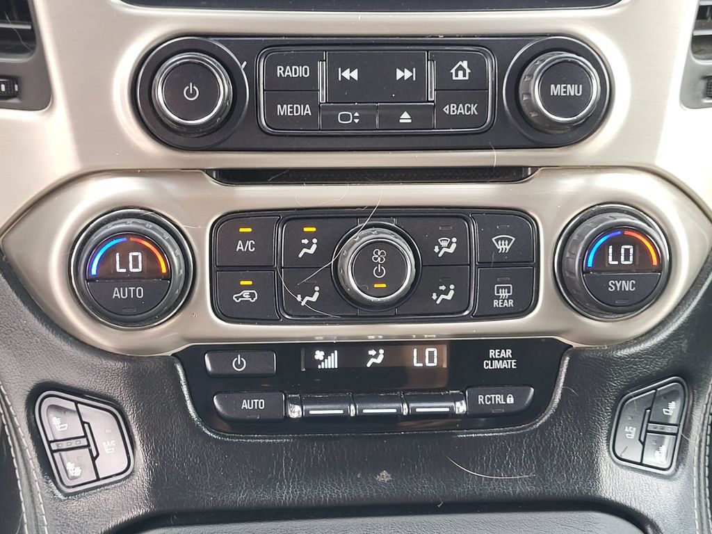 Used 2015 GMC Yukon Denali w/ Premium Package AWD/4WD image 22
