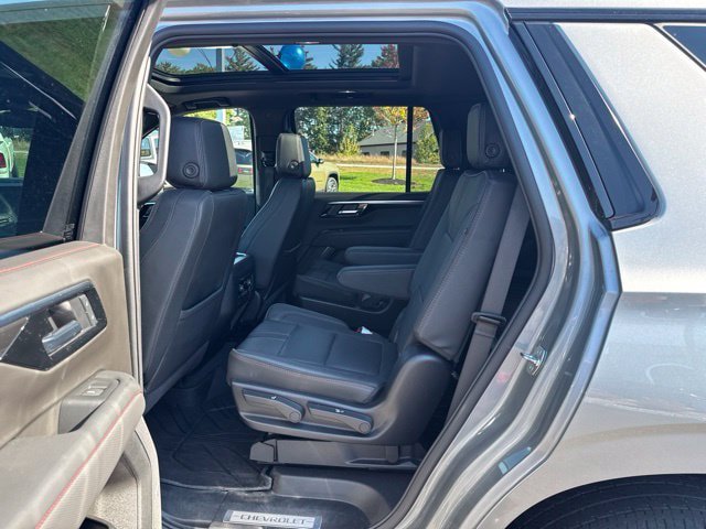 Used 2025 Chevrolet Tahoe RST w/ Comfort Package AWD/4WD image 16