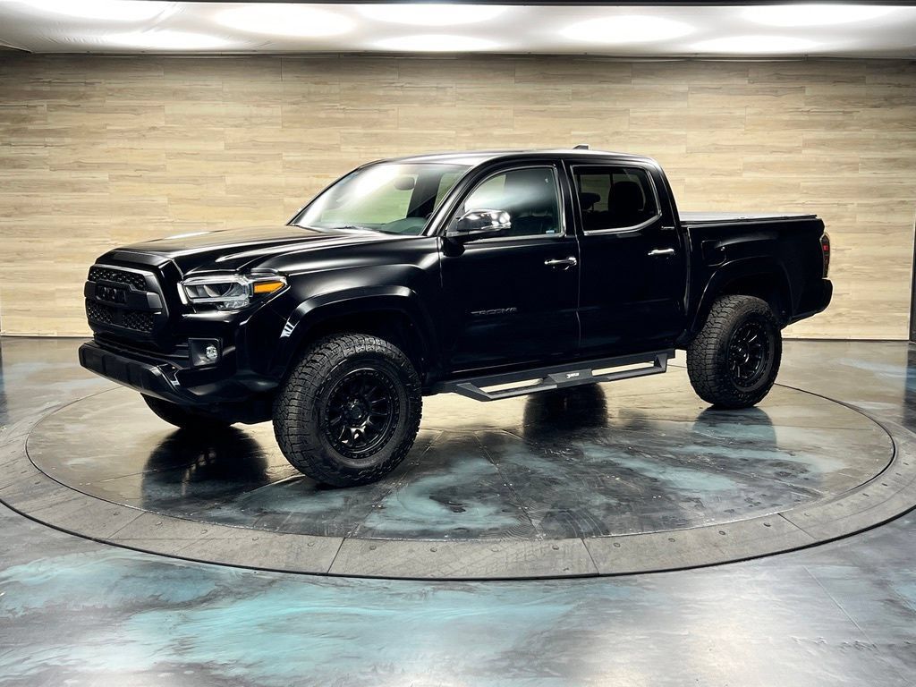 Used 2023 Toyota Tacoma Limited AWD/4WD image 5