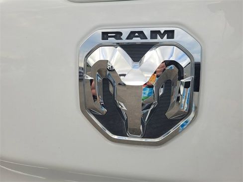 Used 2021 RAM 1500 Big Horn image 10