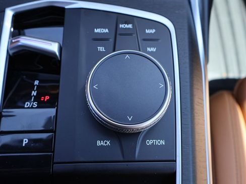 Certified 2024 BMW 430i xDrive Convertible w/ Convenience Package image 39