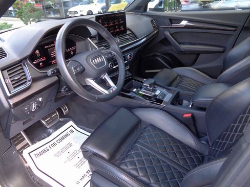 Used 2023 Audi SQ5 Prestige w/ Prestige Package AWD/4WD image 10