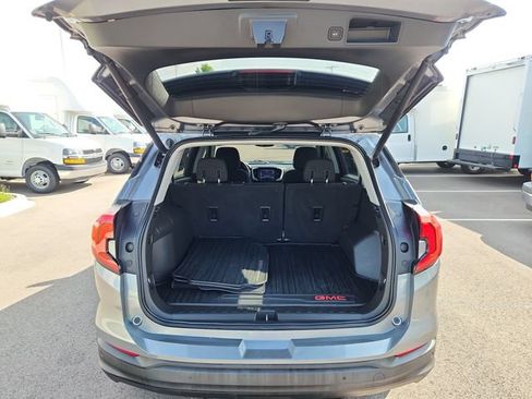 Used 2019 GMC Terrain SLE w/ Driver Convenience Package FWD image 34