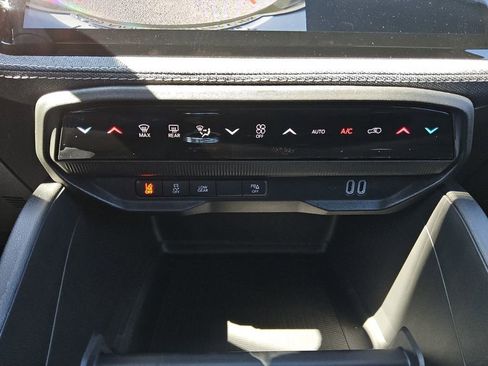 New 2026 Jeep Cherokee Laredo AWD/4WD image 21