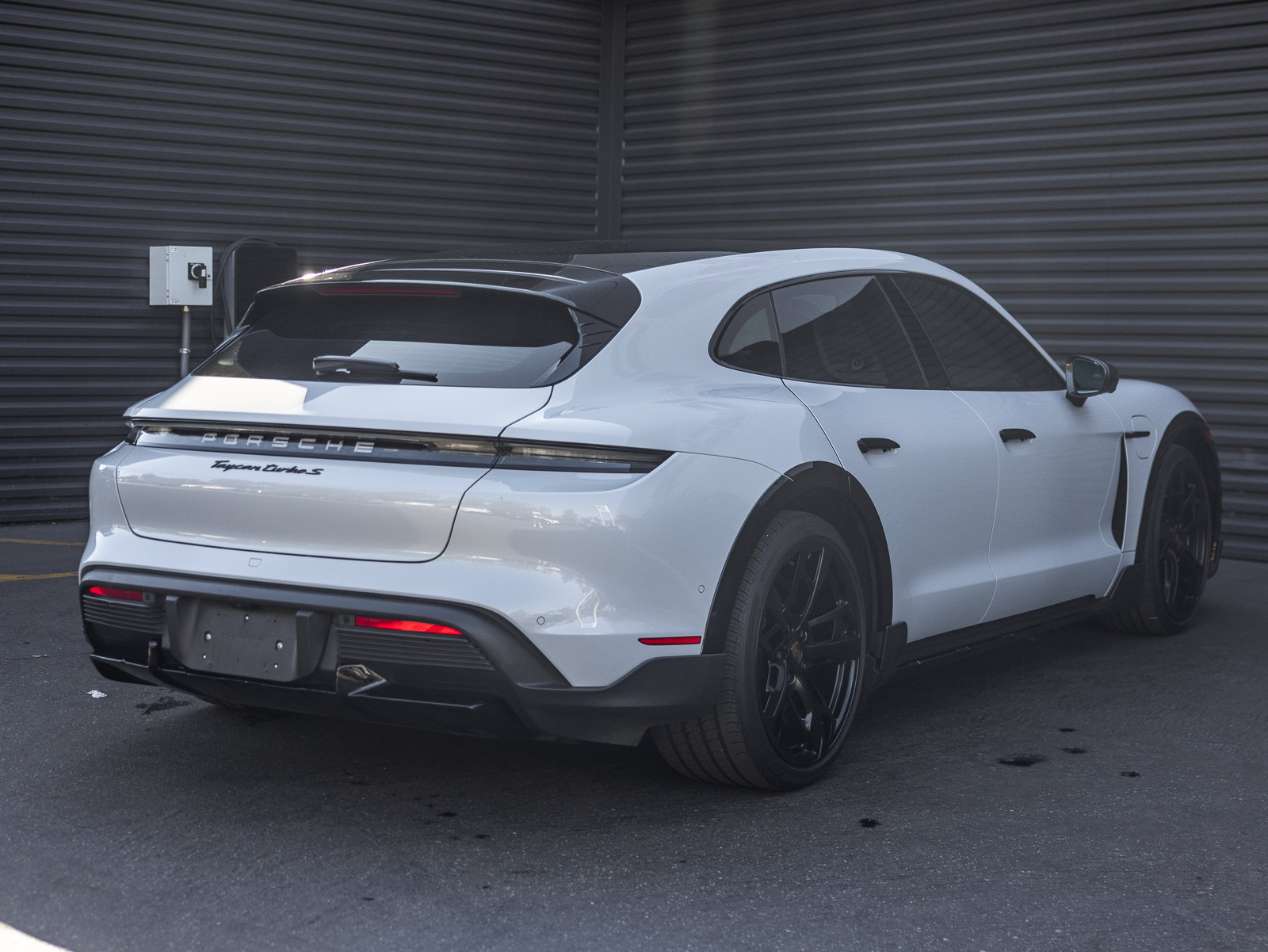 Certified 2024 Porsche Taycan Turbo S AWD/4WD image 10