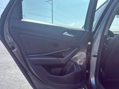 Used 2020 Volkswagen Jetta SE w/ SE Cold Weather Package FWD image 23