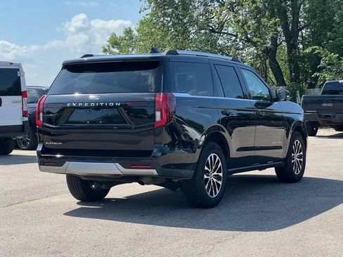 Used 2025 Ford Expedition Platinum AWD/4WD image 52