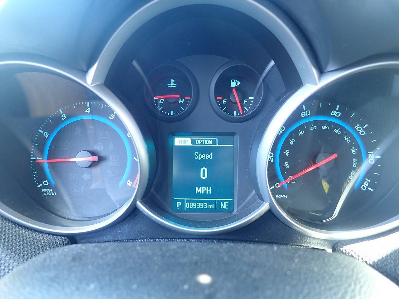 Used 2015 Chevrolet Cruze LT FWD image 4