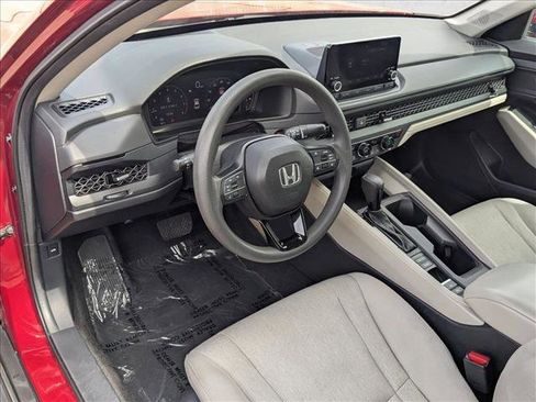 Used 2023 Honda Accord EX image 10