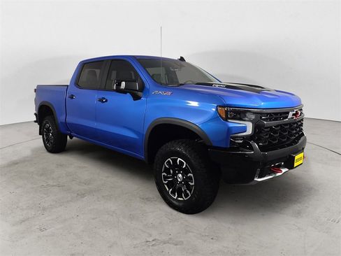 Certified 2025 Chevrolet Silverado 1500 ZR2 w/ Technology Package image 7