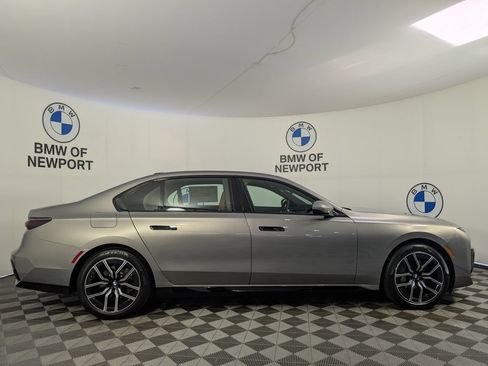New 2026 BMW 740i xDrive AWD/4WD image 5