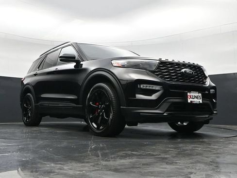 Used 2023 Ford Explorer ST w/ Equipment Group 401A AWD/4WD image 44