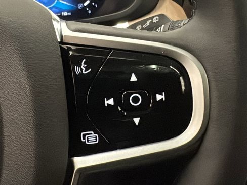 New 2026 Volvo XC60 B5 Plus w/ Climate Package AWD/4WD image 14
