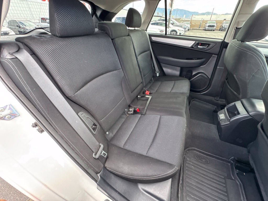 Used 2019 Subaru Outback 2.5i Premium AWD/4WD image 20