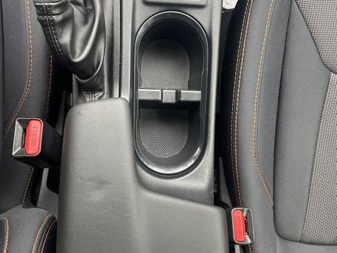 Used 2019 Subaru Crosstrek 2.0i Premium w/ Popular Package #3 AWD/4WD image 29