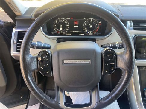 Used 2018 Land Rover Range Rover Sport HSE image 20