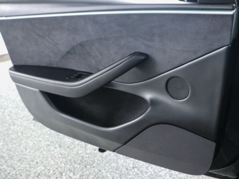 Used 2025 Tesla Model 3 Performance AWD/4WD image 19