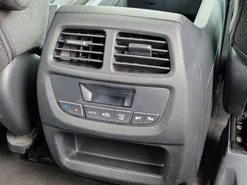 Used 2022 Honda Pilot Sport image 6