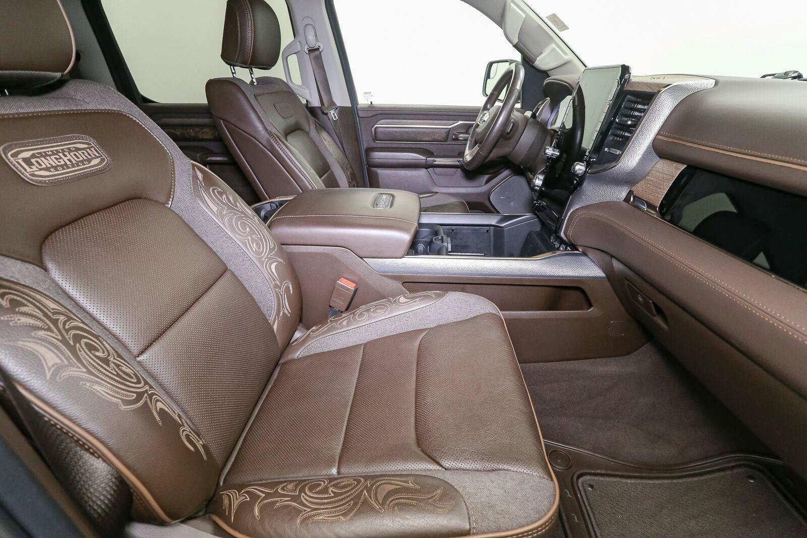 Used 2025 RAM 1500 Limited AWD/4WD image 21