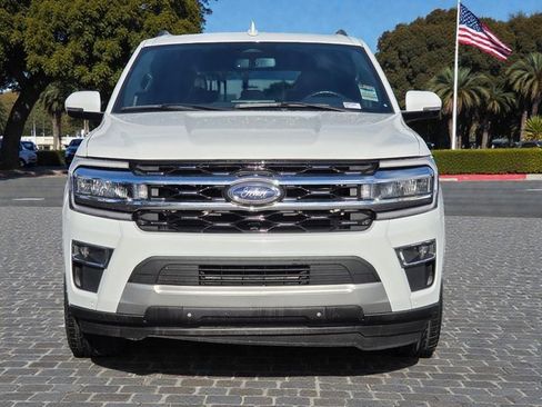 Used 2024 Ford Expedition Max Limited image 2