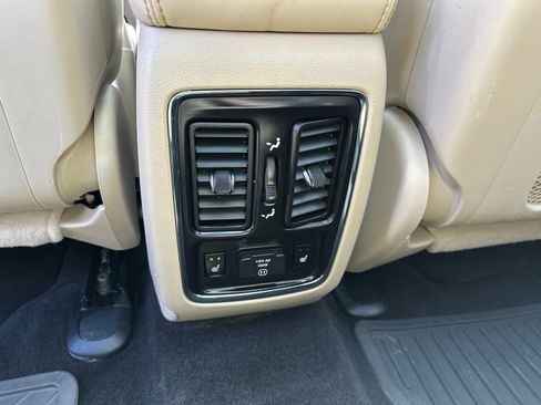 Used 2011 Jeep Grand Cherokee Limited AWD/4WD image 20
