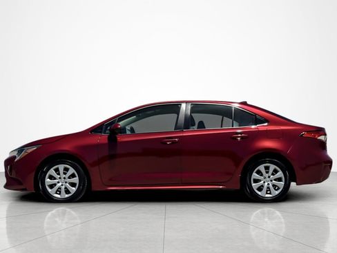 Certified 2022 Toyota Corolla LE w/ Carpet Mat Package (TMS) FWD image 2