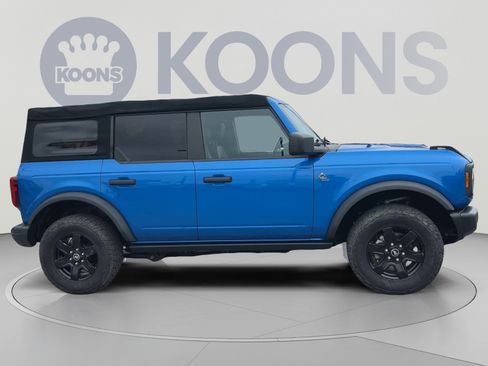 Certified 2022 Ford Bronco Black Diamond AWD/4WD image 2