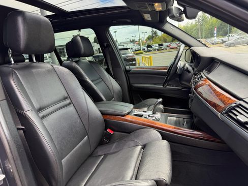 Used 2013 BMW X5 xDrive50i AWD/4WD image 14