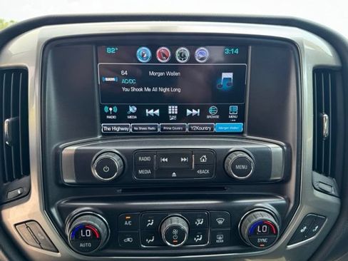 Used 2017 Chevrolet Silverado 1500 LT w/ All Star Edition AWD/4WD image 28