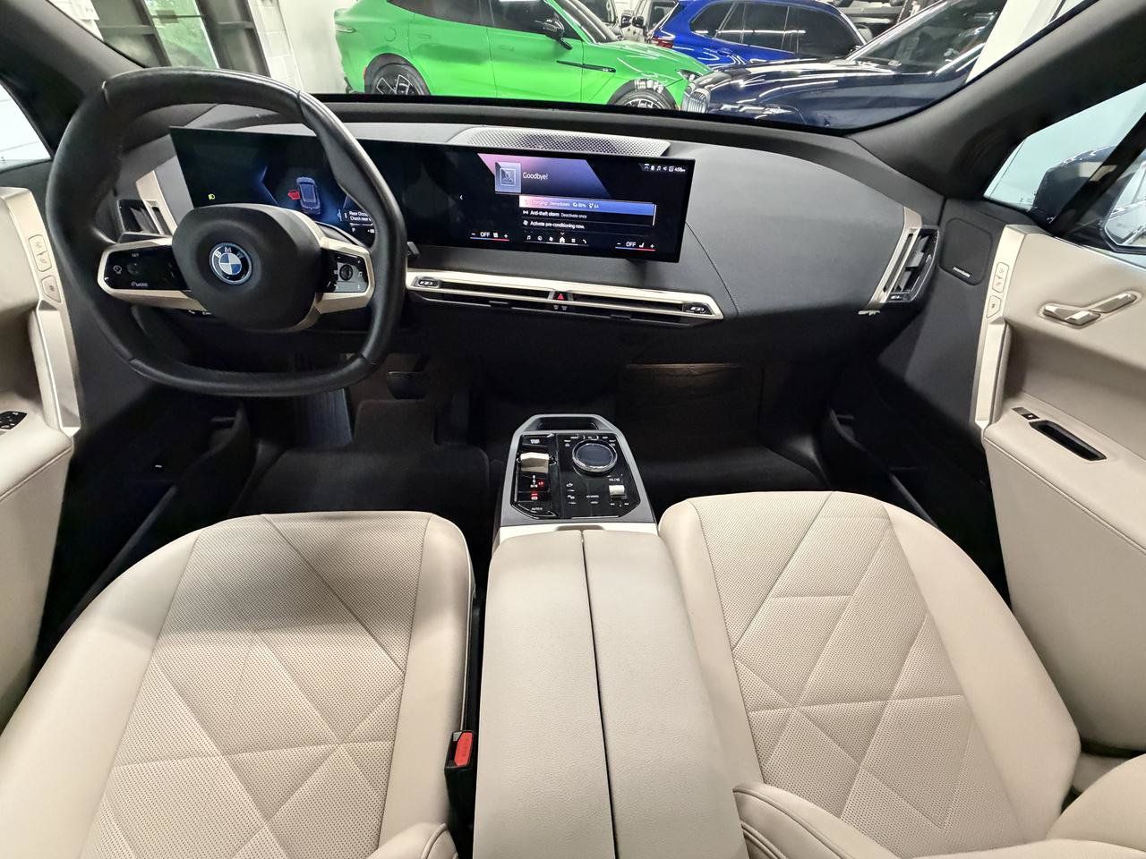 Used 2024 BMW iX xDrive50 w/ Sport Package AWD/4WD image 15