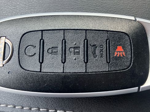 Used 2023 Nissan Pathfinder Platinum w/ Cargo Package image 37