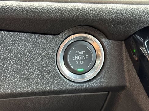 New 2026 Chevrolet Traverse LT FWD image 23