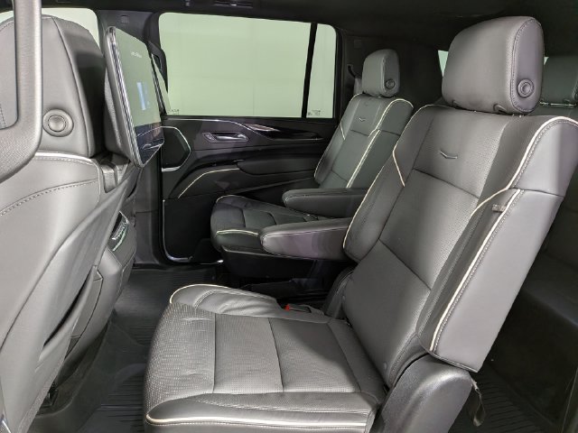 Certified 2024 Cadillac Escalade ESV Sport w/ LPO, ONYX Package AWD/4WD image 27