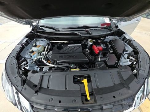 Used 2023 Nissan Rogue SV FWD image 27