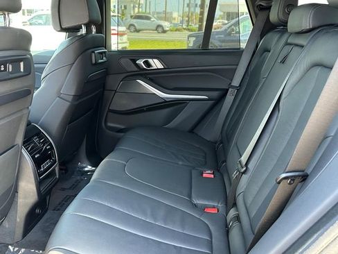 Used 2019 BMW X5 xDrive50i w/ M Sport Package image 27