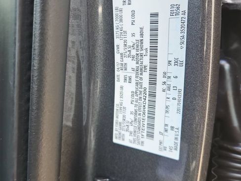 Used 2017 Ford F150 Lariat w/ Equipment Group 502A Luxury AWD/4WD image 30