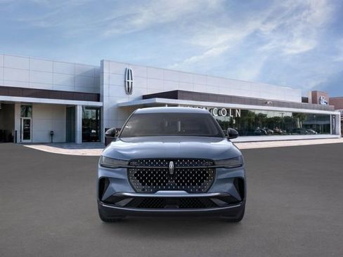 New 2026 Lincoln Nautilus Premier AWD/4WD image 7