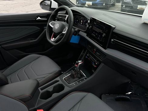 New 2026 Volkswagen Jetta GLI Autobahn FWD image 10