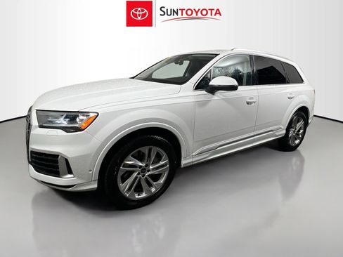 Used 2021 Audi Q7 3.0T Premium Plus image 9
