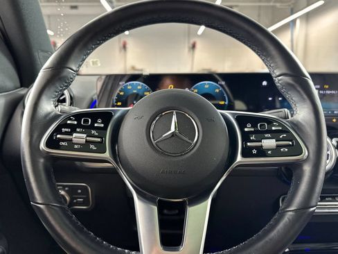 Certified 2023 Mercedes-Benz EQB 300 4MATIC image 28