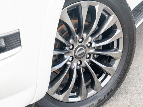 Used 2024 Nissan Armada Platinum w/ Captain's Chairs Package image 9