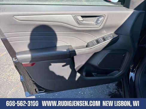 New 2026 Ford Escape Active w/ Cold Weather Package AWD/4WD image 10