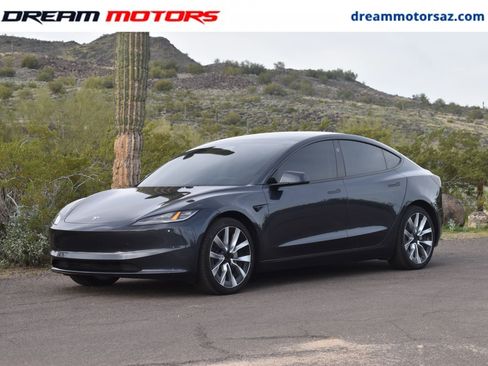 Used 2026 Tesla Model 3 RWD image 1