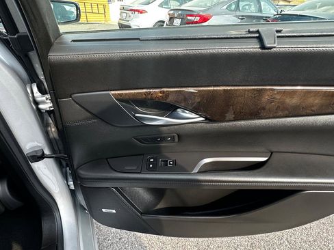 Used 2017 Cadillac CT6 Luxury image 31