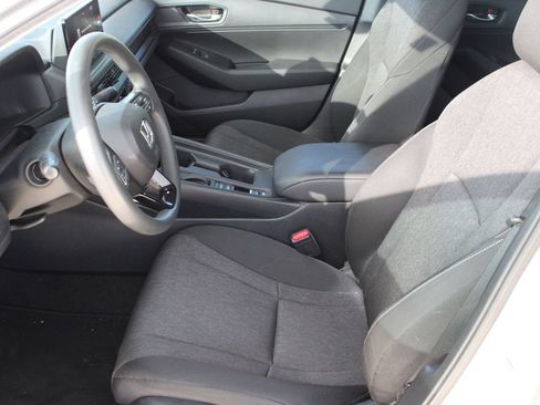 Used 2024 Honda Accord LX image 10