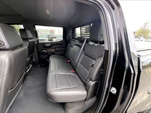 Used 2021 Chevrolet Silverado 1500 LT Trail Boss w/ Convenience Package II AWD/4WD image 15