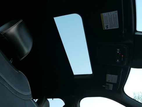 Used 2020 Ford Explorer ST w/ Premium Technology Package image 28