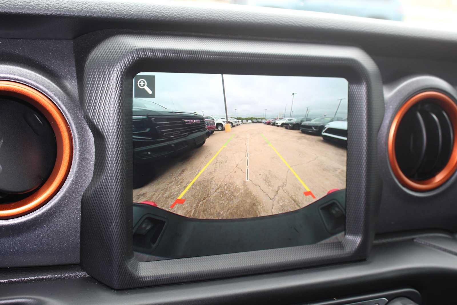 Used 2022 Jeep Gladiator Mojave w/ Cold Weather Group AWD/4WD image 45