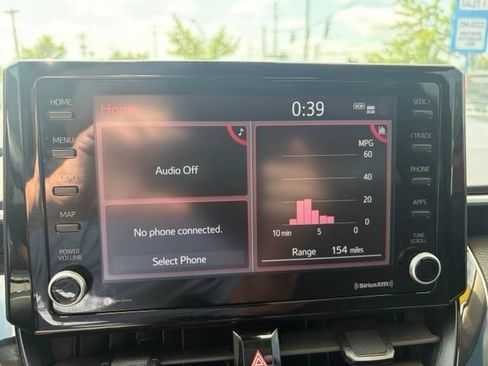Used 2022 Toyota Corolla LE FWD image 23